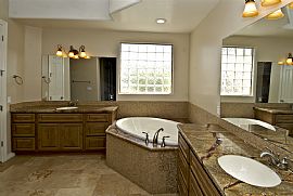 Gorgeous 6BR Home w/ casita for rent in Gilbert, AZ (Photo 5 of 6)