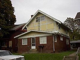 Private Downtown Apartment in Canton, OH