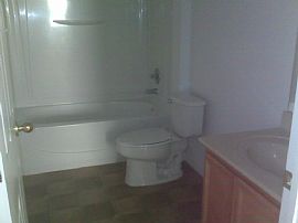 3BR/2BA Avalon Park Home!! MUST SEE in Orlando, FL (Photo 6 of 6)