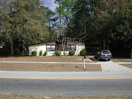 3 Bd/1.5 BA Block Home in Jacksonville, FL