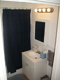 1 bedroom apartmen 3 blocks from beach! in Miami Beach, FL (Photo 5 of 5)