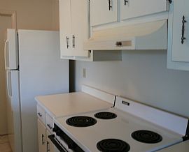 20 Min to Beach  2-2-1 Pt Charlotte Home in Port Charlotte, FL (Photo 3 of 6)