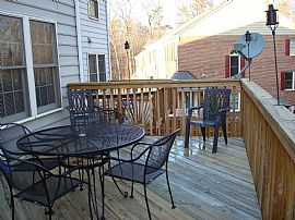 Spacious Luxury in Exclusive Westridge in Lake Ridge, VA (Photo 6 of 6)