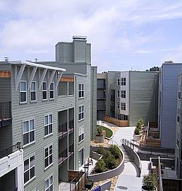 2 bed 2 bath bright corner unit condo in San Francisco, CA