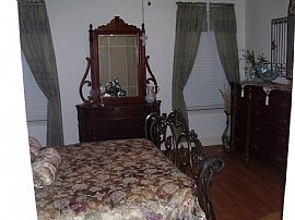 Immaculate 3BR/2BA near Hurlburt AFB in Mary Esther, FL (Photo 2 of 6)