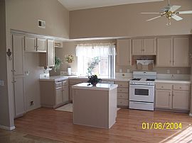 Lovely Home for Rent in Escondido, CA (Photo 4 of 6)