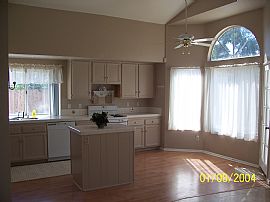 Lovely Home for Rent in Escondido, CA (Photo 5 of 6)