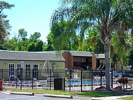 Arbour Apartments MOVE IN SPECIALS  in Orlando, FL (Photo 4 of 5)