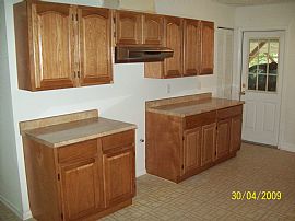 Family Home with recent renovations in San Antonio, TX (Photo 3 of 6)