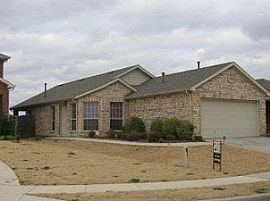 Beautiful home waiting for you! in Fort Worth, TX