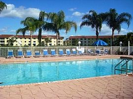 Great unit, Great location! in Naples, FL
