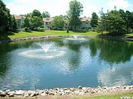 2bedrrom 2bathroom condo in Westlake, OH (Photo 4 of 5)