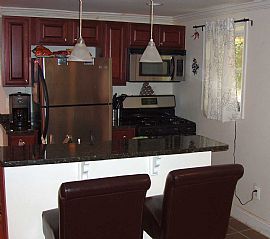 One Bedroom Condo w/ Patio, on Sligo Cr. in Takoma Park, MD (Photo 2 of 6)