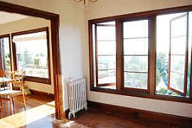 House of 6 needs one more housemate in Oakland, CA (Photo 2 of 3)