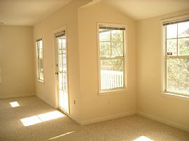 Bright & sunny town center condo in Celebration, FL (Photo 4 of 6)