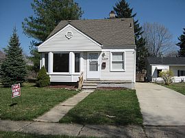 Beautiful 3 bedroom home in Detroit, MI