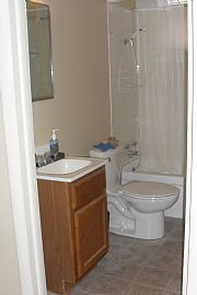 One Bedroom in Charming Brownstone Building in Minneapolis, MN (Photo 4 of 6)
