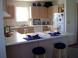 Spacious 2-3 BDRM APT. in Bozeman, MT (Photo 4 of 6)