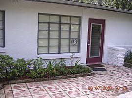 4/2 Near FSU Stadium in Tallahassee, FL