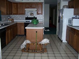 Rental Single Story - 1 Acre in Coopersburg, PA (Photo 2 of 6)