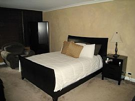Exceptional Furnished Gold Coast APT in Chicago, IL (Photo 5 of 6)