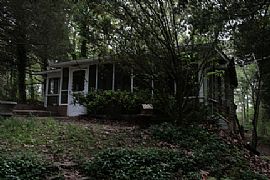 Charming 1 Bedroom Lake Home on Wooded Private Lot in Cedar Hill, MO (Photo 4 of 4)