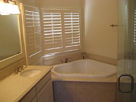 Luxurious remodeled beach city home in Corona del Mar, CA (Photo 4 of 6)