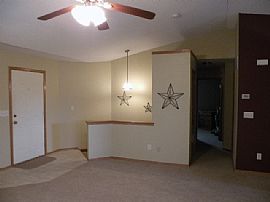 Huge 3 Bedroom Duplex Home with Fireplace and Patio in Bel Aire, KS (Photo 6 of 11)