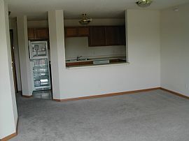Unique 2 Bedroom Apartment Home.  in Owatonna, MN (Photo 3 of 3)
