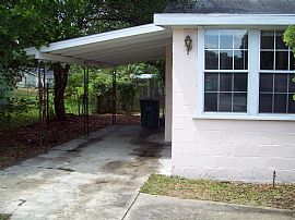 Lovely 2 Bedroom Home Near Downtown Deland in Deland, FL (Photo 2 of 4)