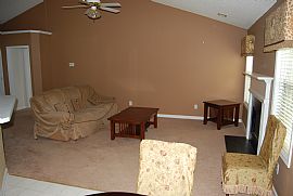 nice community, fenced backard in Sugar Hill, GA (Photo 2 of 6)