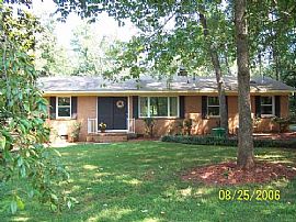 Beautiful 3 Bedroom Home in Charlotte, NC