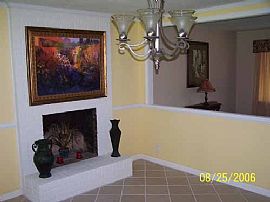 Beautiful 3 Bedroom Home in Charlotte, NC (Photo 3 of 5)