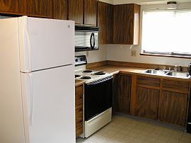 2 Bedroom with Finished Basement in Denver, CO (Photo 2 of 4)