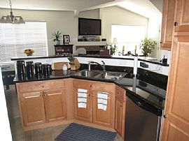 BEAUTIFUL 2 bedroom + Loft, 3 bath in Parker, CO