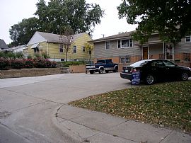 Basement apartment - Duplex in Omaha, NE