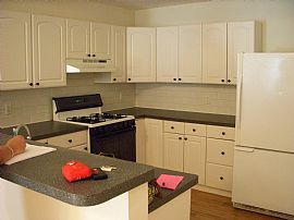 Cute 1 BDR on South St, Avail June 1st! in Philadelphia, PA