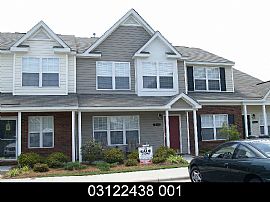 3 Bed 2.5 bath Townhome built in 2005 in Charlotte, NC