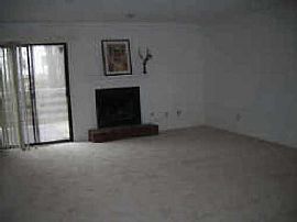 GREAT LOCATION CLOSE TO KSU! in Kennesaw, GA (Photo 3 of 4)