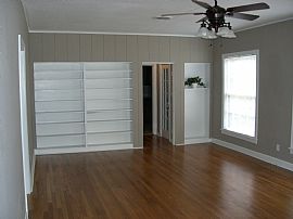 Oversized bedrooms 10 min downtwn Ft Worth in Fort Worth, TX