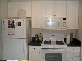 1 BIG BEDROOM MODERN APT W/INCENTIVES  in Charlotte, NC (Photo 2 of 5)