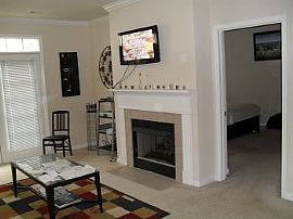 1 BIG BEDROOM MODERN APT W/INCENTIVES  in Charlotte, NC (Photo 5 of 5)