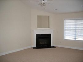 Beautiful 3 Bedroom House- 1/3 Acre in Leland, NC (Photo 4 of 4)