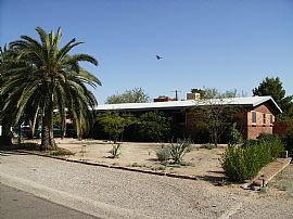 Beautiful AIR CONDITIONED RED BRICK 3 be in Tucson, AZ (Photo 5 of 5)