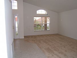 4/3 Home Located in Beautiful Aviana Sub in Davenport, FL (Photo 5 of 6)