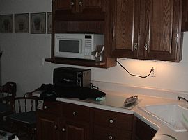 3+ Bedroom Home-Bay View in Milwaukee, WI (Photo 5 of 7)