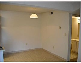 Huge 1BR in Pembroke Pines  in Miami, FL (Photo 4 of 6)