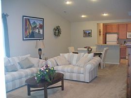 Spacious 3 br condo-Olentangy Schools in Columbus, OH (Photo 2 of 4)