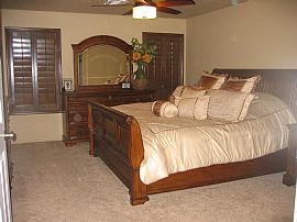 GORGEOUS 3 bed/2.5 bath for RENT! in Chandler, AZ (Photo 5 of 6)