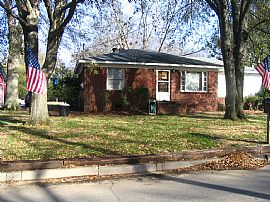 3 bedroom brick house in the city in Cartersville, GA